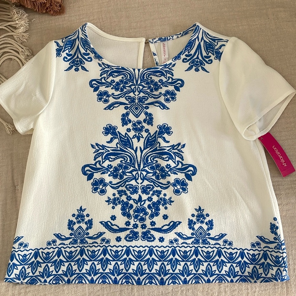 NWT Xhilaration Blue and White Summery Top